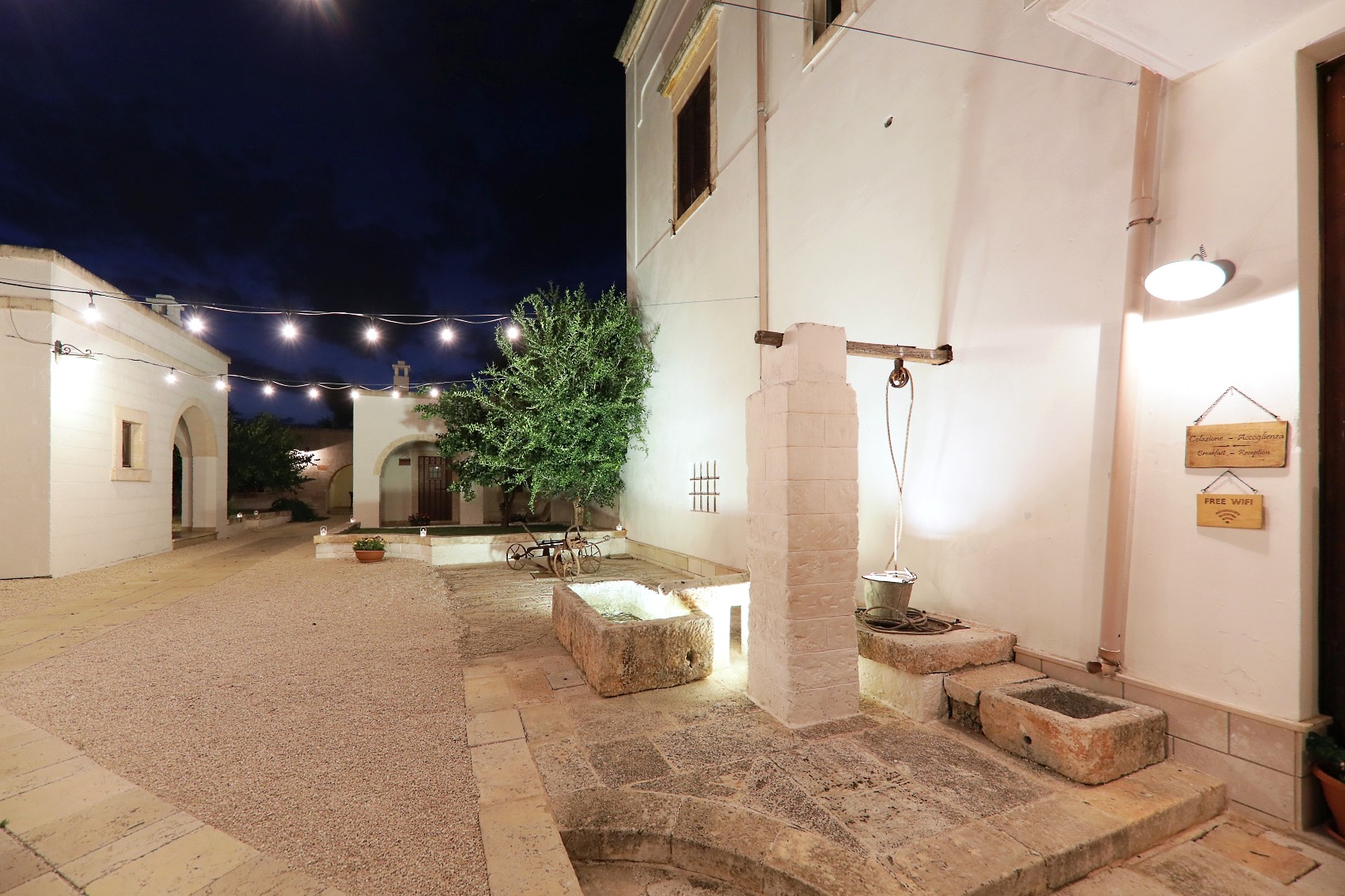 La masseria di notte